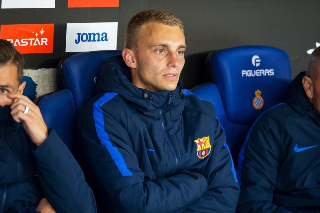 El holandés Cillessen escucha ofertas para salir del Barça este verano