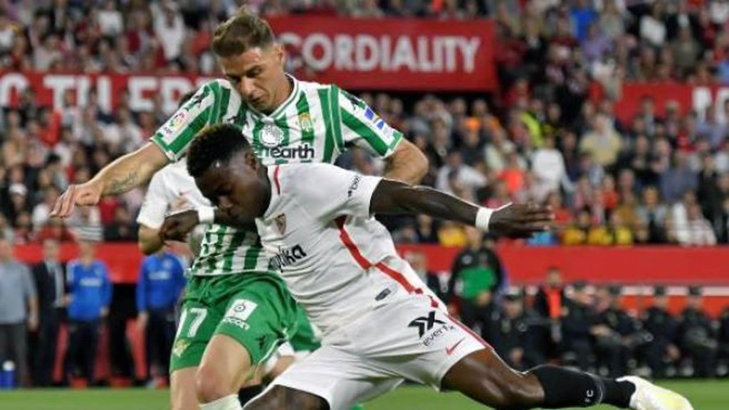 España retoma la Liga en un Sevilla-Betis extraño y deslucido.&nbsp;Raro