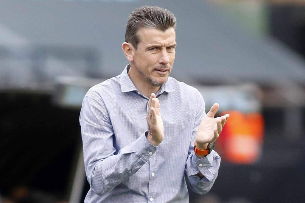 El exportero y entrenador navarro, Juan Carlos Unzué, anuncia que padece ELA