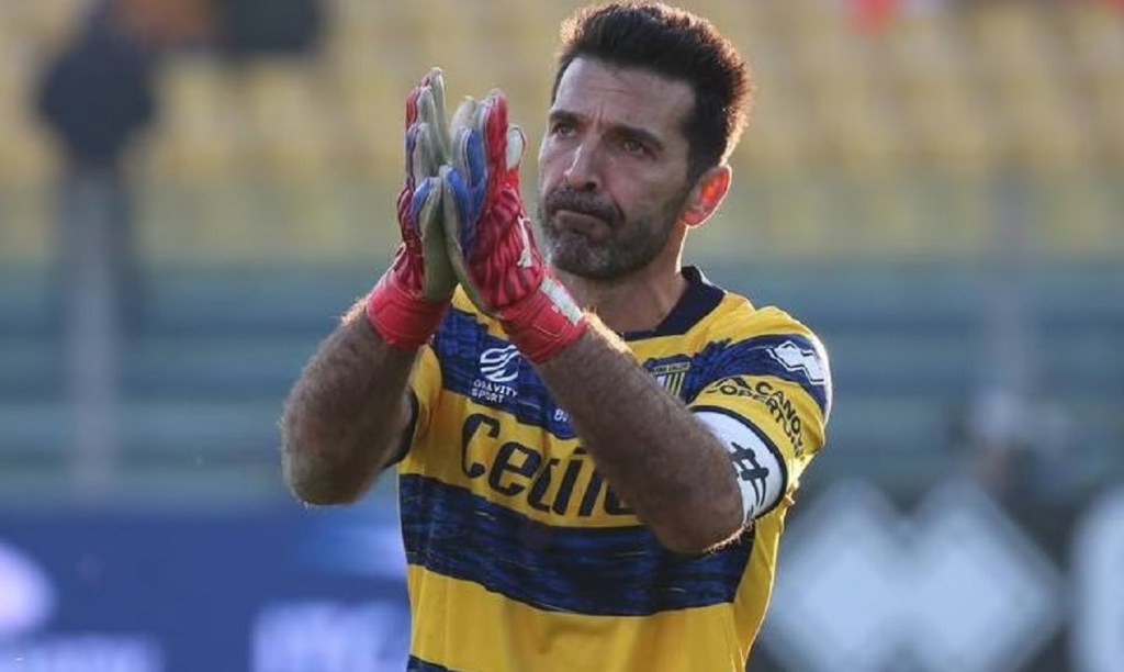 (T) Uno de los más grandes de siempre, el italiano Buffon, se&nbsp;retira
